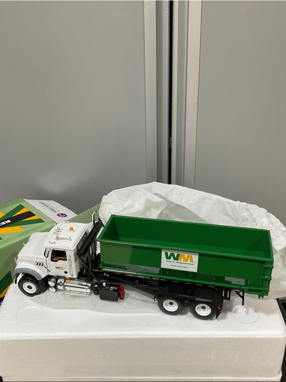 Waste Management Green & White Die-Cast Roll-Off Truck Model